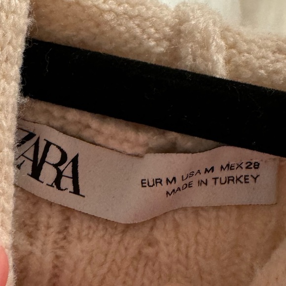 Zara Beige Medium Soft Hoodie Sweater - Picture 3 of 4